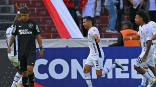 Botafogo perde na visita &agrave; LDU (1-0) e &eacute; lanterna do Grupo D da Libertadores