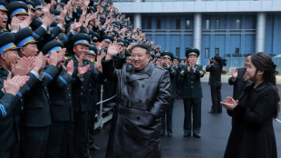 Kim Jong Un celebra nova era da Coreia do Norte como 'potência espacial'