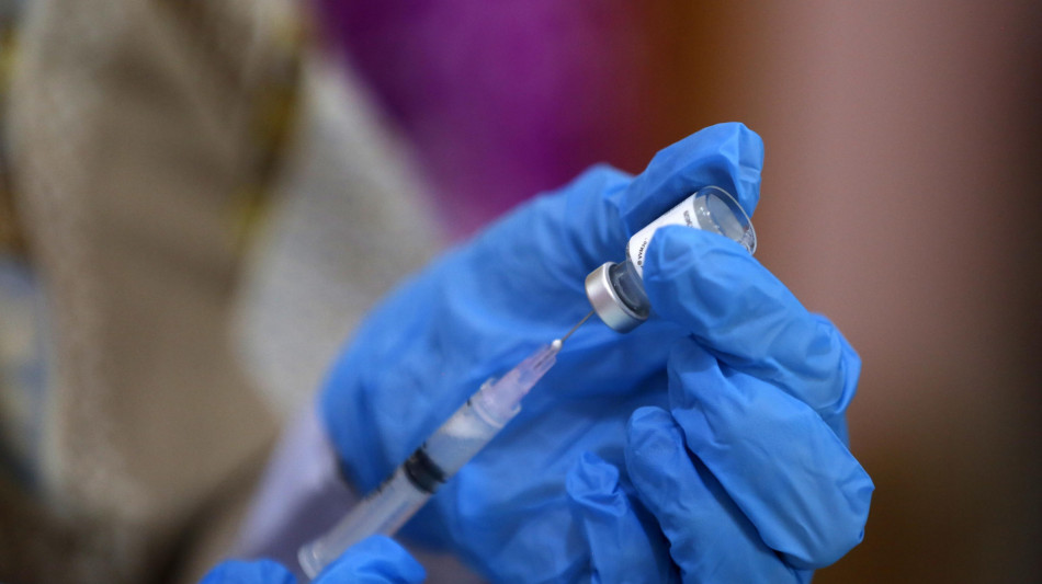 Vaccini, 'intervallo fra dosi &egrave; chiave per fermare epidemie'