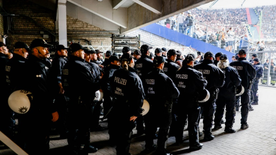 Clubes alem&atilde;es ter&atilde;o que financiar seguran&ccedil;a em jogos de alto risco