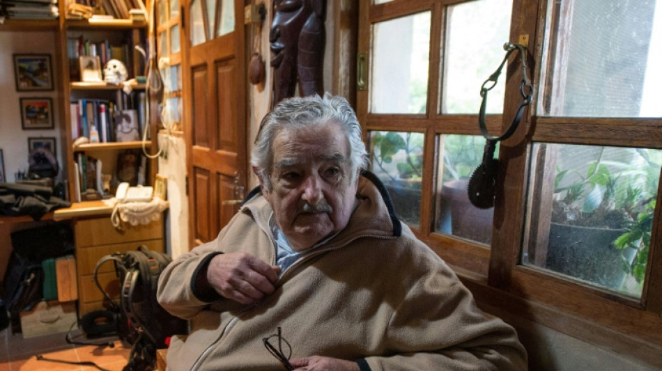Uruguay: l'ancien pr&eacute;sident "P&eacute;p&eacute;" Mujica annonce souffrir d'une tumeur