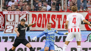 Fragw&uuml;rdiger Elfmeter: Stuttgart dreht Spiel in K&ouml;ln