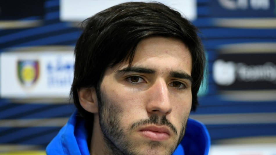 Sandro Tonali desfalcar&aacute; It&aacute;lia contra a Ucr&acirc;nia nas Eliminat&oacute;rias da Euro