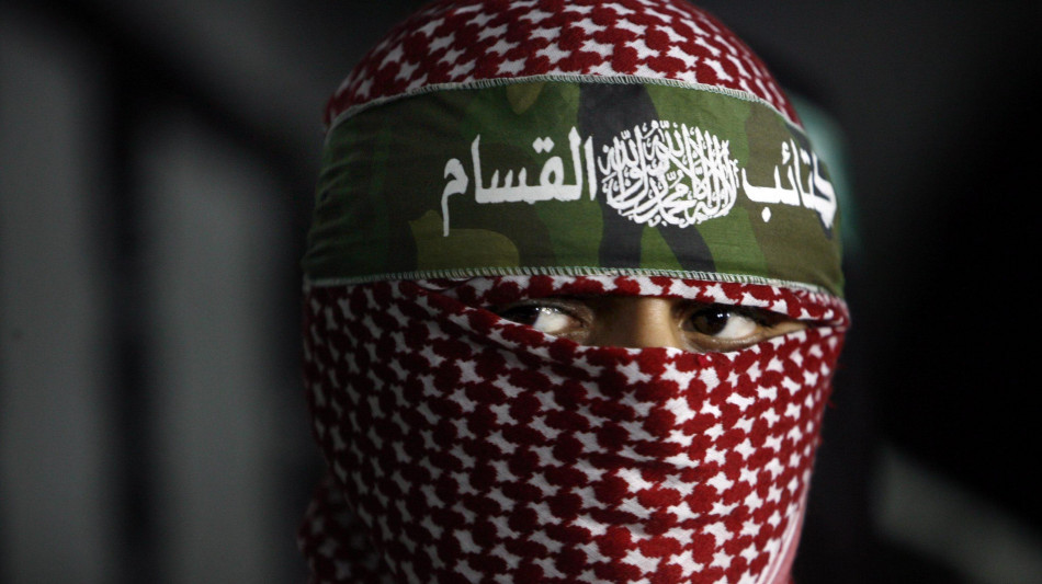 Hamas, 'Israele pagher&agrave; col sangue attacco a Gaza City'