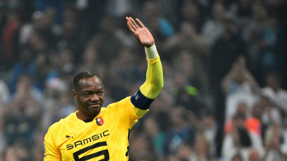 Foot: "Il Fenomeno" Mandanda tire sa r&eacute;v&eacute;rence