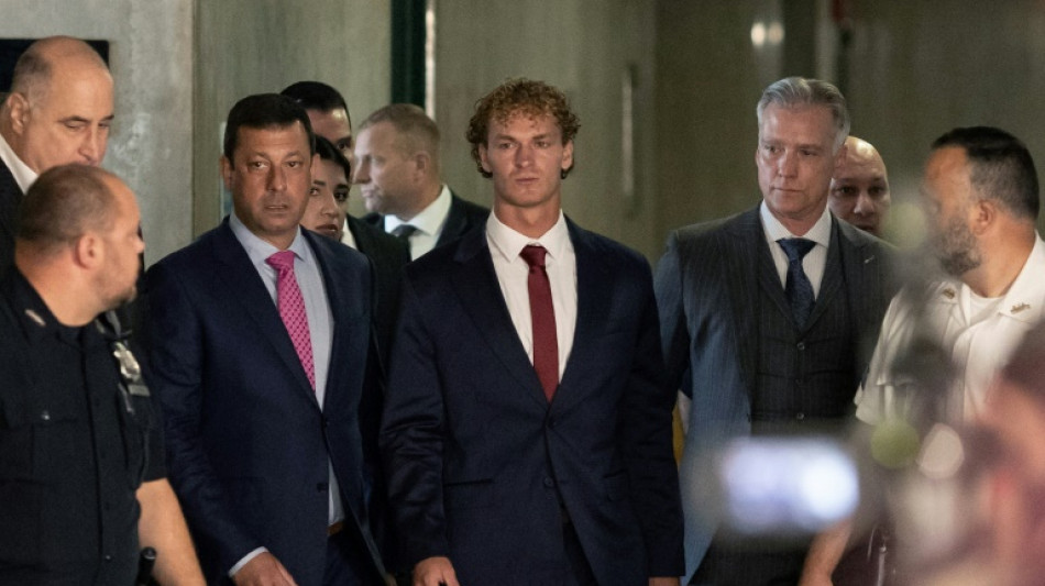 Suspeito de matar sem-teto em NY se declara inocente por homicídio culposo