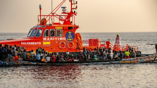 Al menos 7 mujeres y ni&ntilde;as mueren en el desembarco de una barca de migrantes en las islas Canarias