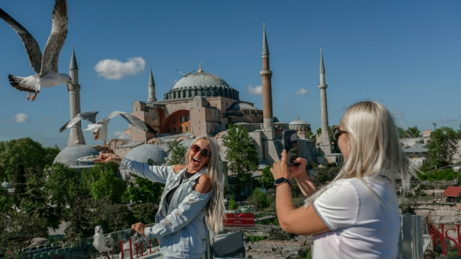 Turkey tourism recovery hurt by Russia invasion of Ukraine