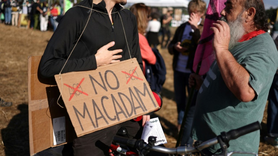 Les "usines &agrave; bitume" de l'A69, nouvelle controverse pour un chantier d&eacute;cri&eacute;