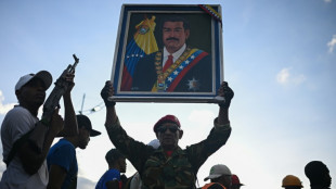 "Los due&ntilde;os de Youtube fracasaron, la gente me sigue viendo", dice Maduro