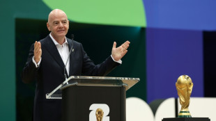 Mondial-2026: Mexico pr&ecirc;t &agrave; donner le coup d'envoi d'un tournoi in&eacute;dit et sous tension