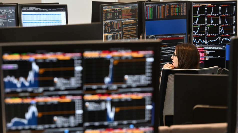 Borsa: l'Europa in avvio &egrave; in calo con i venti di guerra ad Hormuz
