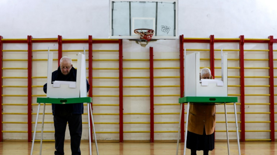 G&eacute;orgie : la pr&eacute;sidente, qui a d&eacute;nonc&eacute; des fraudes &eacute;lectorales, rejette une convocation du parquet