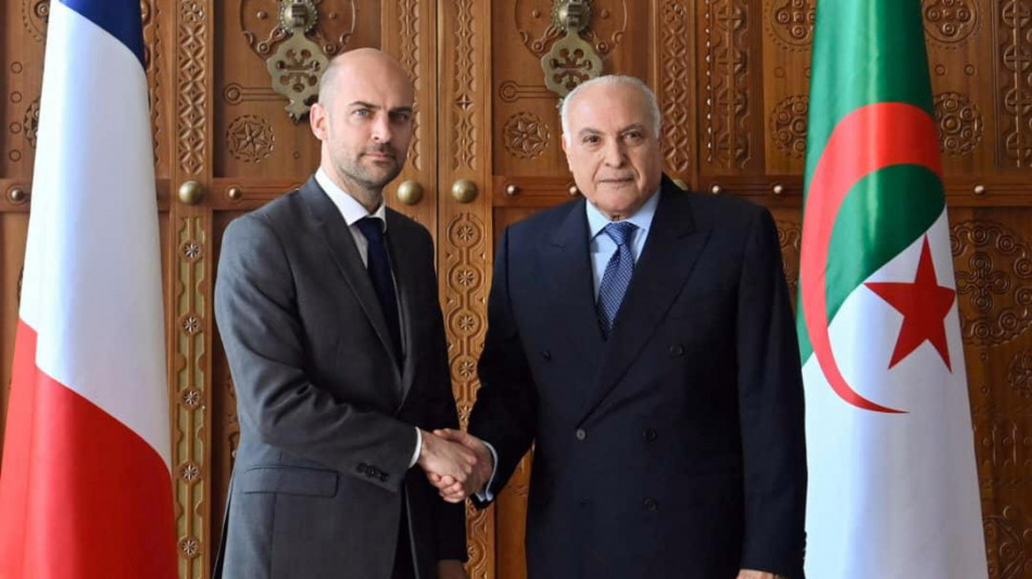 Parigi, 'l'espulsione di diplomatici da Algeri avrà conseguenze'