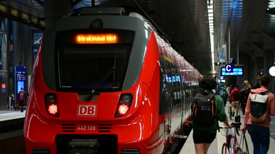 Verkehrsunternehmen stehen für Start des Deutschlandtickets zum 1. Mai bereit