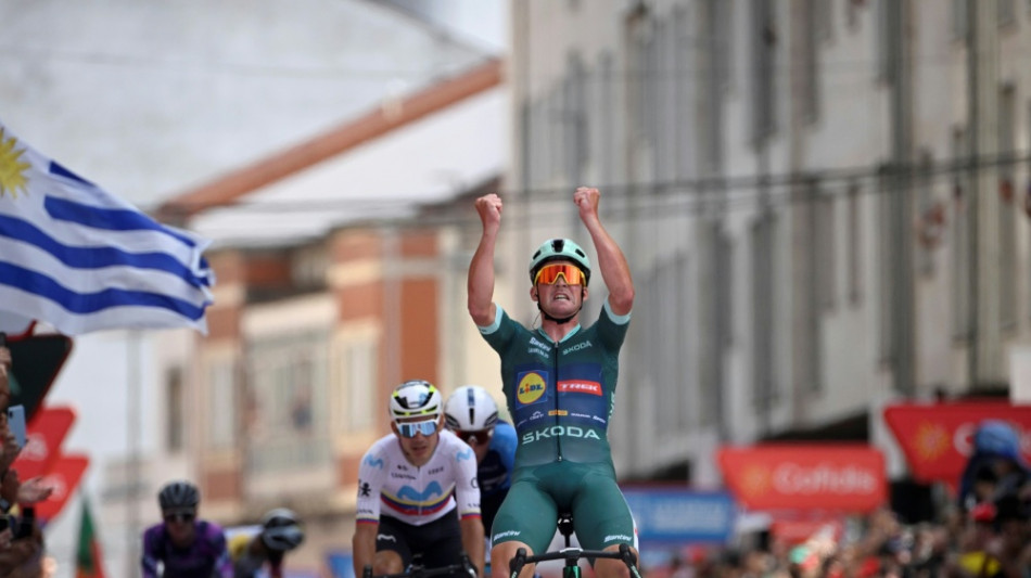 Vuelta: Pedersen siegt - erneute Proteste