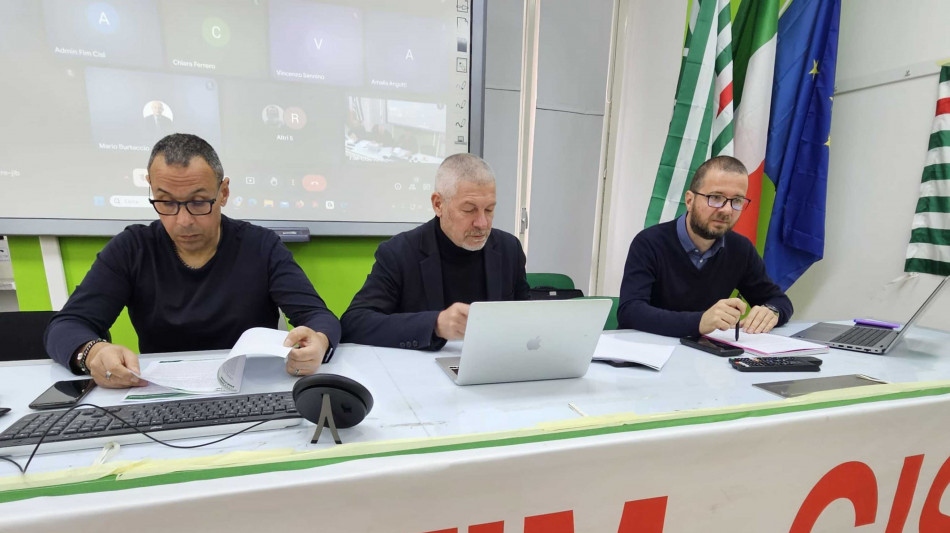 'Peggiora la produzione Stellantis, mai così bassa dal 1956'