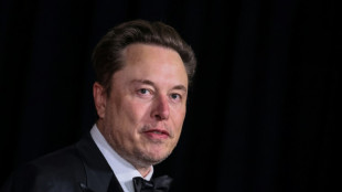 Musk terá que seguir submetendo suas publicações sobre Tesla a aval de advogado da empresa