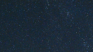 Scoperto un pianeta con la coda da cometa, si sta disintegrando