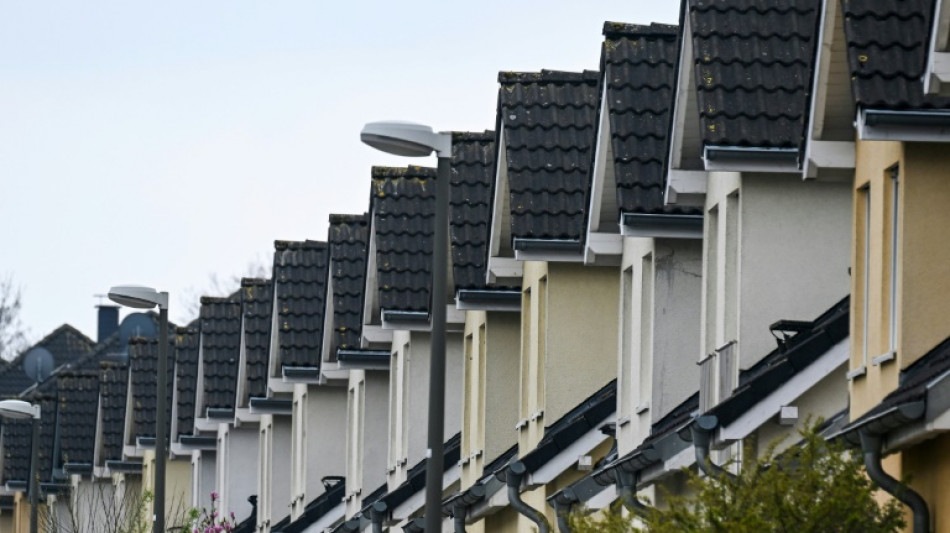 Viele Hausbesitzer wollen in Solar, W&auml;rmepumpe und E-Auto investieren