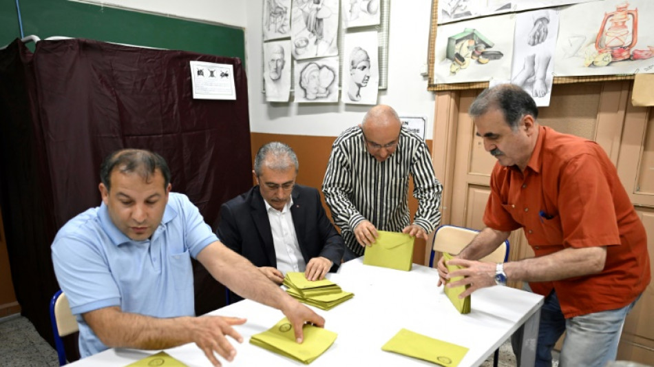 Staatsmedien: Erdogan f&uuml;hrt laut Hochrechnungen bei Pr&auml;sidentenwahl in der T&uuml;rkei