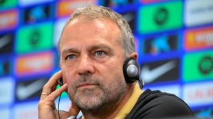 T&eacute;cnico do Bar&ccedil;a afirma que Yamal est&aacute; pronto para enfrentar o Las Palmas