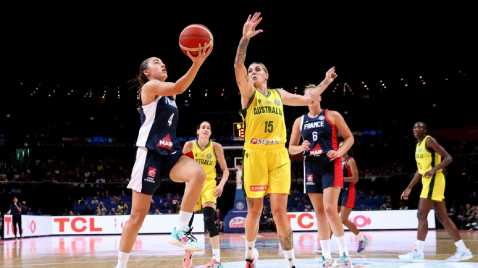 Mondial f&eacute;minin de basket: les Bleues et Williams frappent un gros coup d'entr&eacute;e