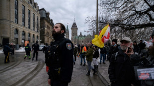 Contestation au Canada: les forces de l'ordre face à un cas complexe à Ottawa