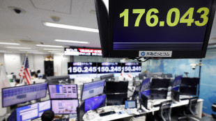 Borsa: Asia scivola su timori banche regionali Usa, male la Cina