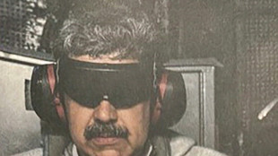 Maduro pasa su primera noche en c&aacute;rcel de EEUU, que dice haber asumido el control de Venezuela