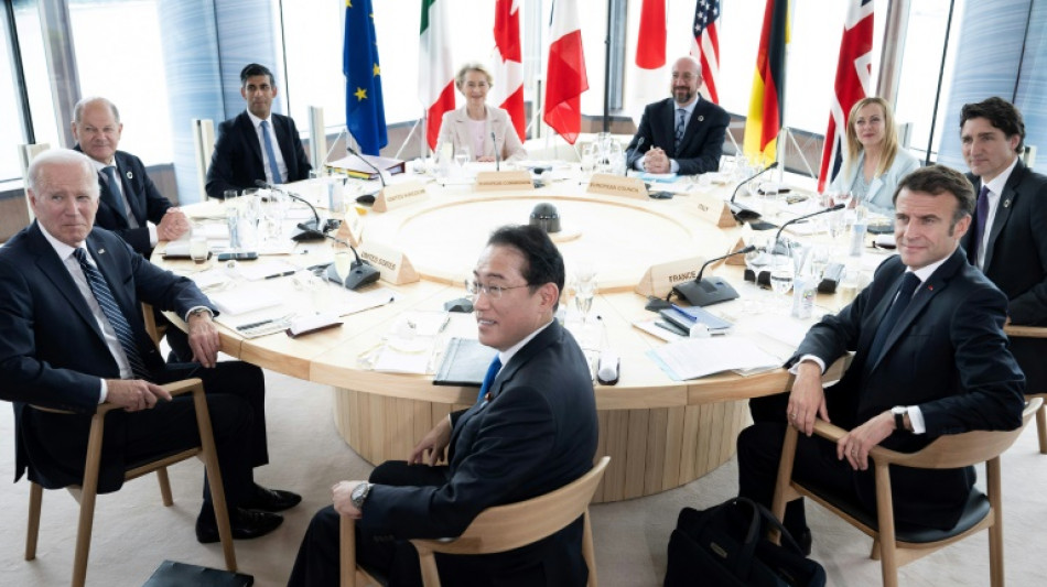 Selenskyj nach Zustimmung der USA zu Kampfjet-Koalition auf dem Weg zum G7-Gipfel
