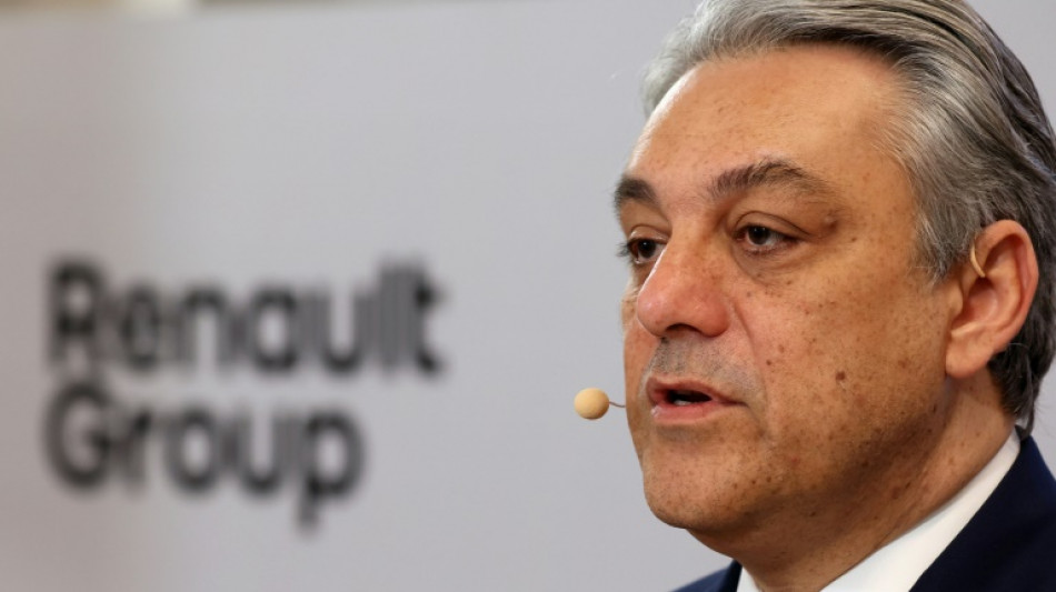 Les constructeurs automobiles europ&eacute;ens r&eacute;clament des "aides urgentes" avant les normes CO2 durcies en 2025