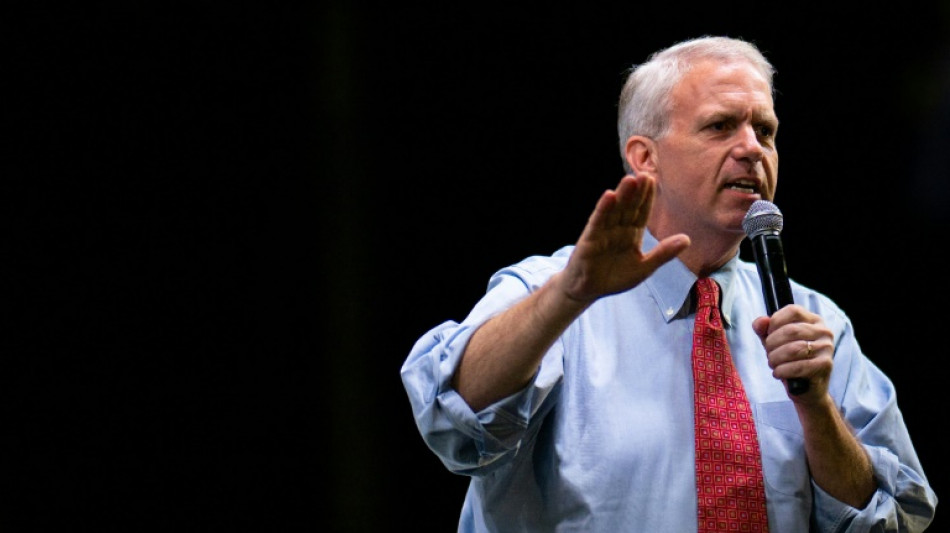 Primo de Elvis Presley &eacute; candidato a governador do Mississippi