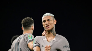 T&eacute;cnico do Tottenham oferece apoio emocional a Richarlison