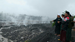 Indon&eacute;sie: le volcan Semeru en &eacute;ruption, pr&egrave;s de 2.000 personnes &eacute;vacu&eacute;es
