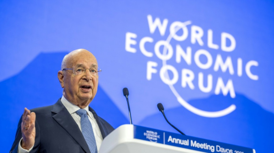 El fundador y presidente del Foro Mundial de Davos renuncia a sus funciones