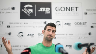 Djokovic diz que Nadal é favorito ao título em Roland Garros