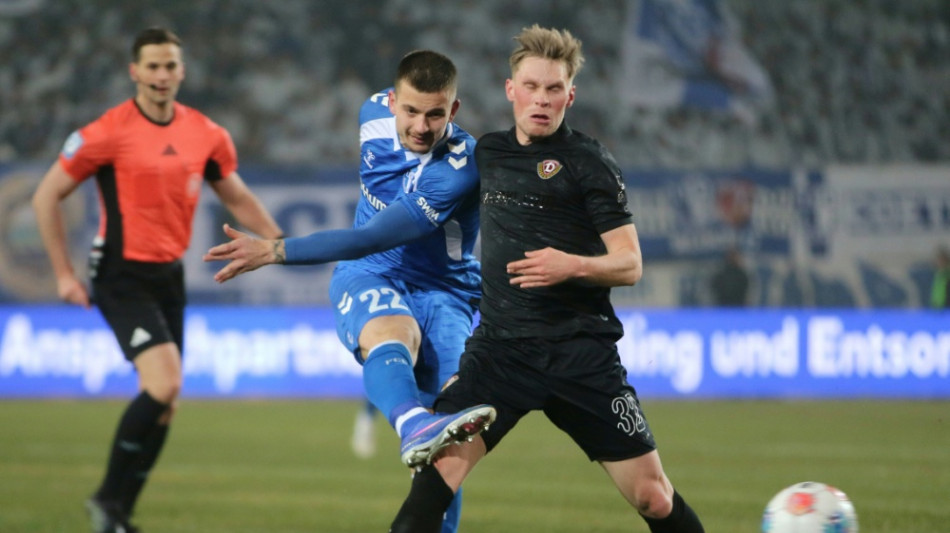 Sieg im Elb-Cl&aacute;sico: Dresden holt weiter auf