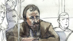 Deutscher Dschihadist wegen Mordversuchs an Gefängniswärtern in Paris vor Gericht