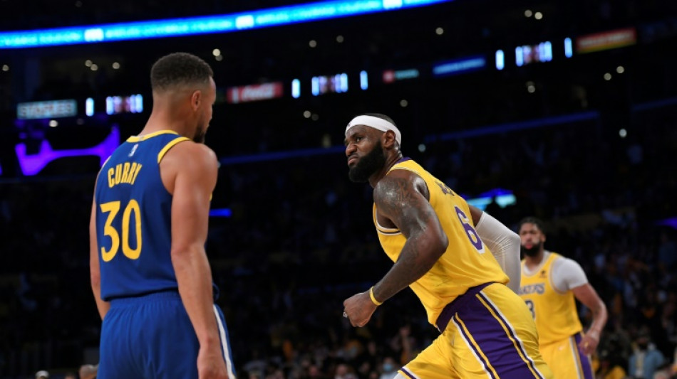 NBA: LeBron James meilleur scoreur de l'histoire en saison r&eacute;guli&egrave;re et play-offs, devant Abdul-Jabbar