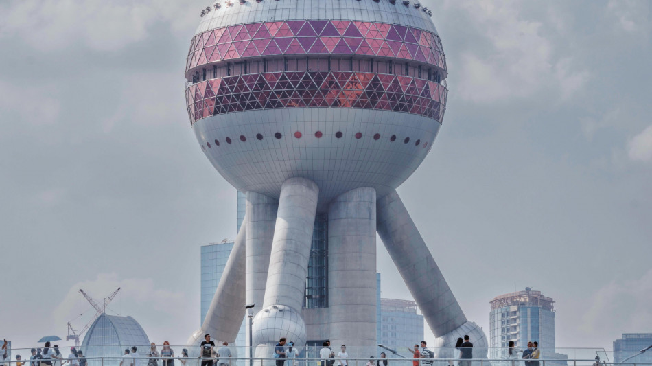 Borsa: Asia in ordine sparso, future contrastati, Tokyo +0,84%