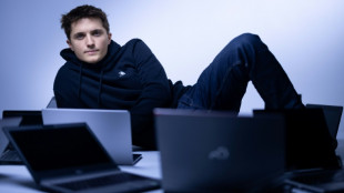 Sur YouTube, Micode d&eacute;code le net et se joue des cybercriminels