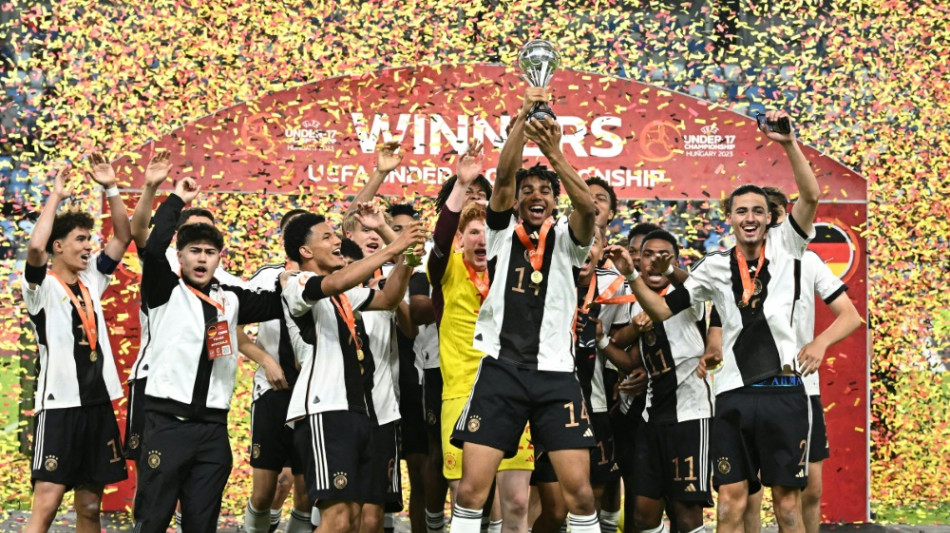 Flick &uuml;ber U17-Europameister: "Fantastischer, toller Erfolg"