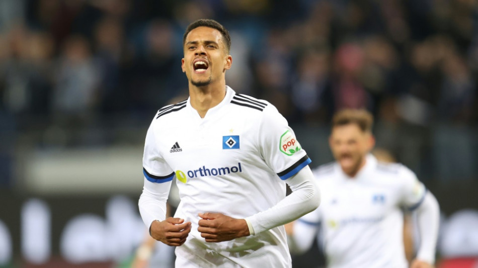 Rekord-Hattrick: HSV-St&uuml;rmer Glatzel schie&szlig;t Spitzenreiter Darmstadt ab