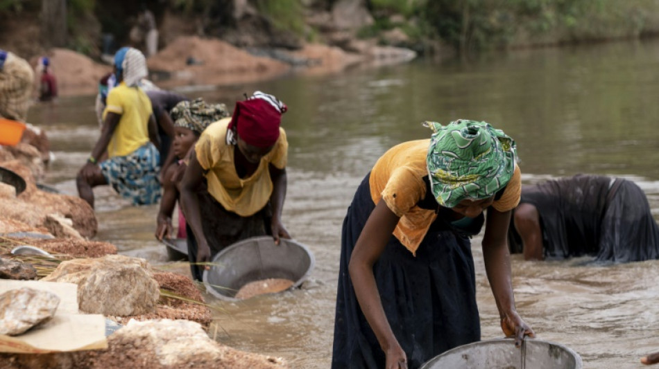 RD Congo: un si&egrave;cle apr&egrave;s l'&eacute;tain, le lithium fait r&ecirc;ver Manono