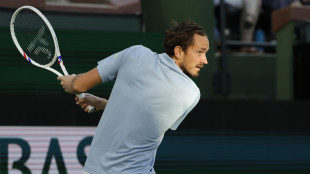 Tennis, Medvedev sconfigge Alcaraz e vola in finale contro Sinner