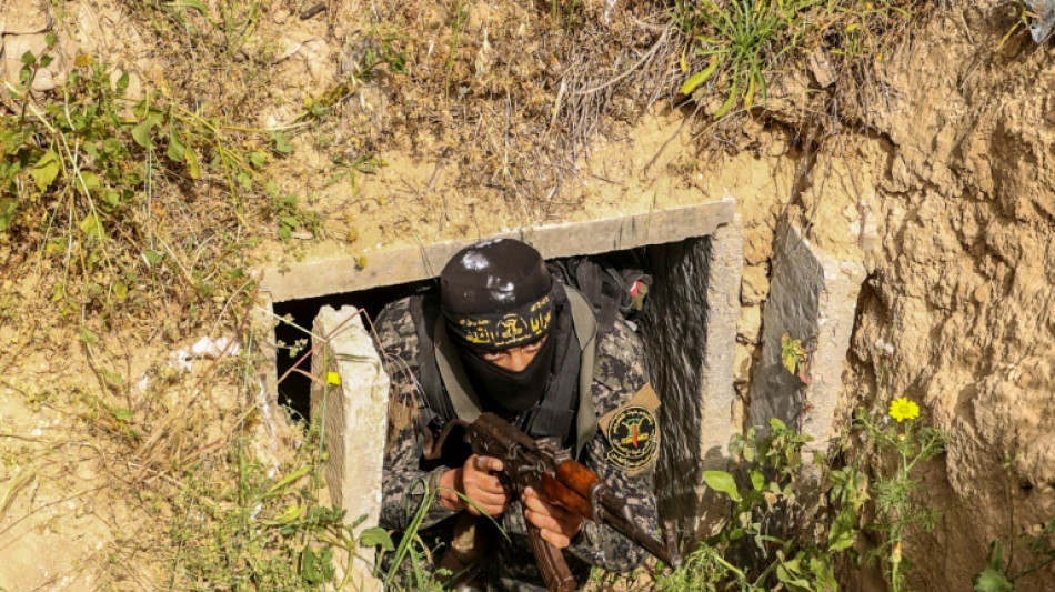 Milicianos palestinos se preparan en sus túneles de Gaza para posible escalada con Israel