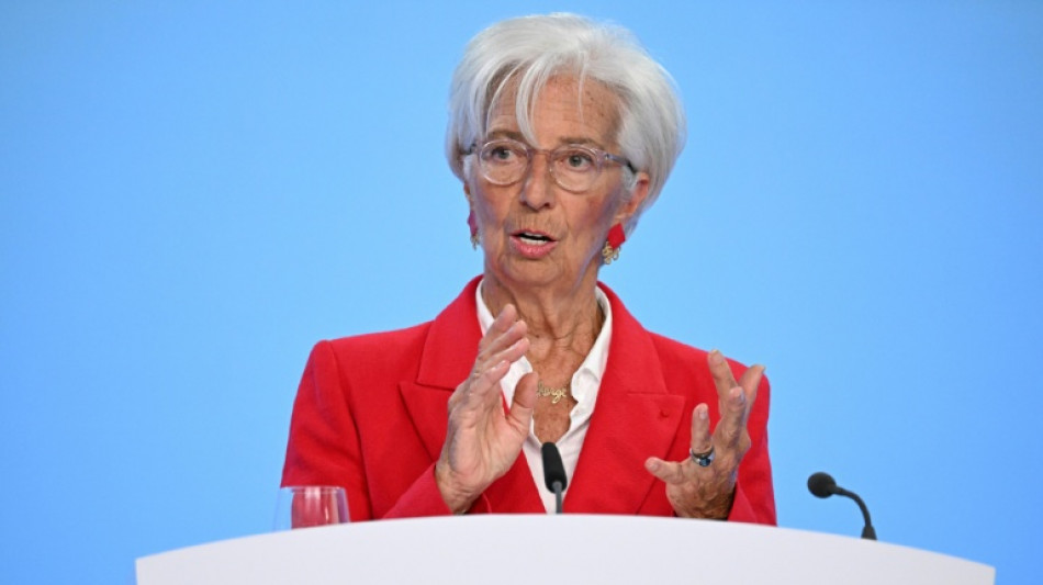 France: "tous les risques de chute de gouvernement en zone euro sont pr&eacute;occupants", selon Christine Lagarde 