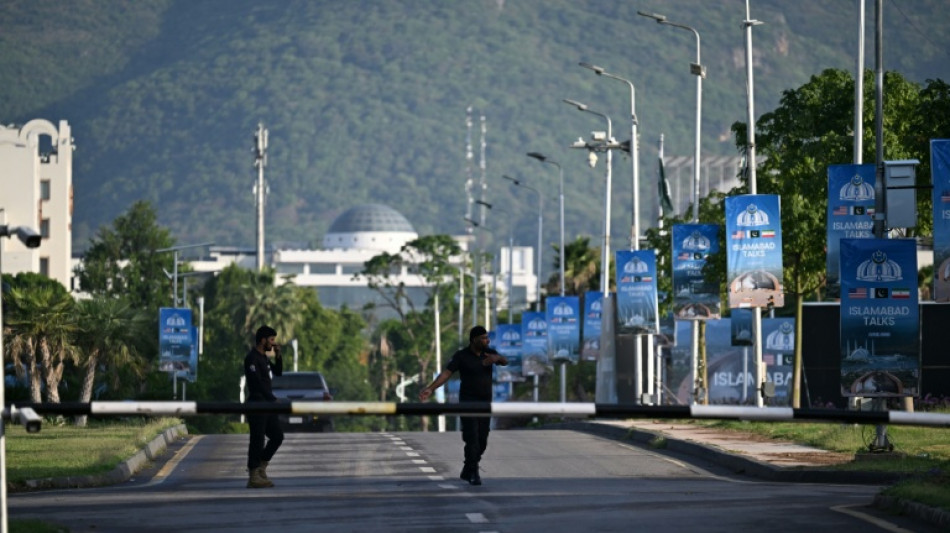 Irans Au&szlig;enminister und US-Gesandte in Pakistan: Verhandlungen &uuml;ber Kriegsende aber ungewiss