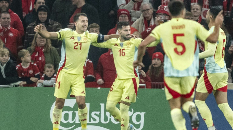 Espanha vence Dinamarca e termina em 1&ordm; do grupo na Liga das Na&ccedil;&otilde;es
